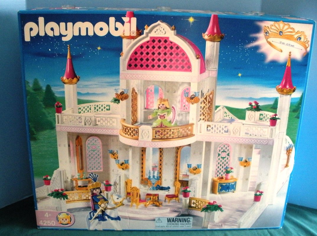 Playmobil Magic Princess Castle (D) - Vintage Fisher Price Auroramorningstar
